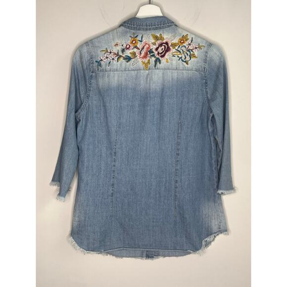 Etienne Marcel Embroidered Floral Button-Up Denim Shirt Blue Women's Size Small - Picture 10 of 13
